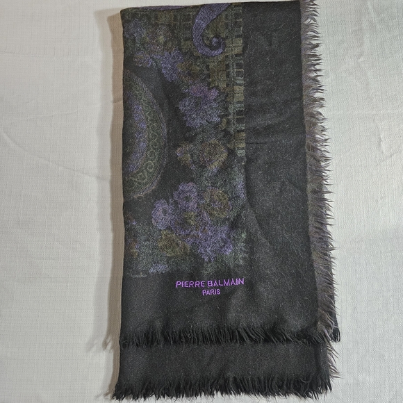 Pierre Balmain Accessories - Pierre Balmain Black and Purple Scarf
